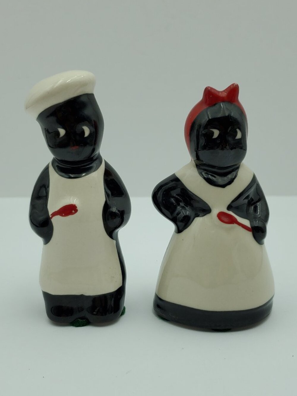 African American Chef & Maid Salt & Pepper Shakers Black Cooks Americana Shakers